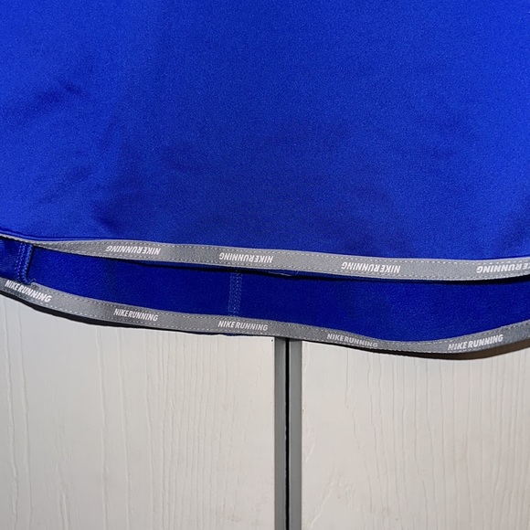 Nike Dri-Fit Pull Over Hoodie - Picture 2 of 4